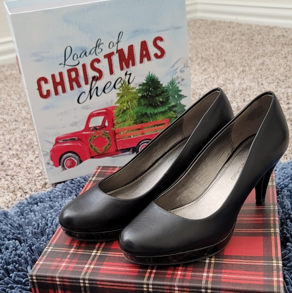 Black heels